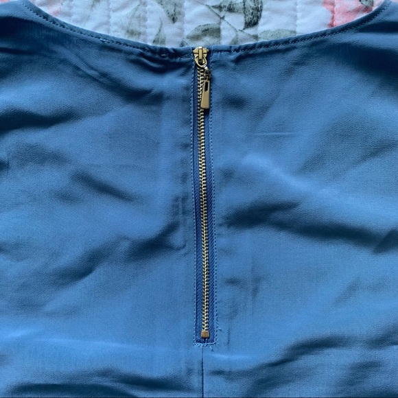 Dynamite Sleeveless Blouse - Picture 4 of 6